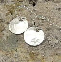 スターリングシルバー ハンマード ディスク ピアス (エクストラ スモール) Cloud Cap Jewelry Sterling Silver Hammere...