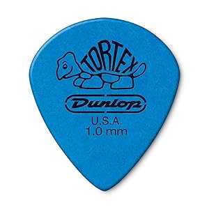 *** We ship internationally, so do not use a package forwarding service. We cannot ship to a package forwarding company address because of the Japanese customs regulation. If it is shipped and customs office does not let the package go, we do not make a refund. ■ 名称 JIM DUNLOP 498P1.0 Jazz III XL, Blue, 1.0mm, 12/Player's Pack ■ 内容量 商品名に記載 ■ 原材料 別途ラベルに記載(英文) ■ 賞味期限 別途ラベルに記載(月/日/年順番) ■ 保存方法 高温多湿の場所を避けて保存してください。 ■ 発送元 アメリカ ■ 原産国名 商品表面に記載 ■ 輸入者 UNI International Inc. 100 Galway pl Teaneck NJ USA+1 2016033663 ■ 広告文責 UNI International Inc. 100 Galway pl Teaneck NJ USA NJ USA+1 2016033663 【注意事項】 *** 特に注意してください。 *** ・個人ではない法人・団体名義での購入はできません。この場合税関で滅却されてもお客様負担になりますので御了承願います。 ・お名前にカタカナが入っている場合法人である可能性が高いため当店システムから自動保留します。カタカナで記載が必要な場合はカタカナ変わりローマ字で記載してください。 ・お名前またはご住所が法人・団体名義（XX株式会社等）、商店名などを含めている場合、または電話番号が個人のものではない場合、税関から法人名義でみなされますのでご注意ください。 ・転送サービス会社への発送もできません。この場合税関で滅却されてもお客様負担になりますので御了承願います。 *** ・注文後品切れや価格変動でキャンセルされる場合がございますので予めご了承願います。 ・当店でご購入された商品は、原則として、「個人輸入」としての取り扱いになり、すべてニュージャージからお客様のもとへ直送されます。 ・ご注文後、30営業日以内(通常2~3週間)に配送手続きをいたします。配送作業完了後、2週間程度でのお届けとなります。 ・まれに商品入荷状況や国際情勢、運送、通関事情により、お届けが2ヶ月までかかる場合がありますのでお急ぎの場合は注文をお控えください。 ・個人輸入される商品は、すべてご注文者自身の「個人使用・個人消費」が前提となりますので、ご注文された商品を第三者へ譲渡・転売することは法律で禁止されております。 ・関税・消費税が課税される場合があります。詳細はこちらをご確認下さい。 * 無線機器関連注意事項: 当店が販売している無線機器はアメリカから発送される商品で、商品には技適マークが貼付されていません。日本国内で使用すると電波法違反になるおそれがあります。PC販売説明文