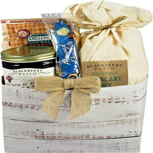 楽天GlomarketGift Basket Village Downhome Breakfast in Old Fashion Wooden Box with Pancake Mix, Gourmet Toppings and Dessert, , 7 Piece Set