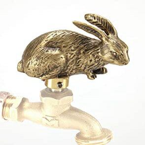 お祝いの蛇口 - ウサギ：装飾的な屋外蛇口ハンドル ユニバーサルアダプター付き - 蛇口は含まれません FESTIVE FAUCETS - Rabbit: Decorative Outdoor Faucet Handle with Universal Adapter -…