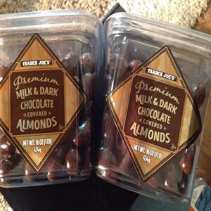 トレーダージョーズ プレミアムミルク＆ダークチョコレートアーモンド 2個パック Trader Joe 039 s Premium Milk Dark Chocolate Almonds 2 pack