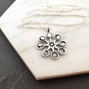 ネックレス ムーンフェイズチャームネックレス-可憐なスターリングシルバージュエリー CY Design Studio Moon Phases Charm Necklace - Dainty Sterling Silver Jewelry