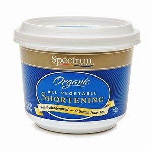 スペクトラムナチュラルズオーガニックパームショートニング、33ポンド-1ケースあたり1ポンド。 Spectrum Naturals Organic Palm Shortening, 33 Pounds - 1 per case.