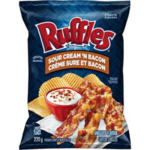 Lays Ruffles サワークリーム & ベーコン ポテトチップス、大袋、{カナダから輸入} Lays Ruffles Sour Cream & Bacon Potato Chips, Large Bag, {Imported from Canada}