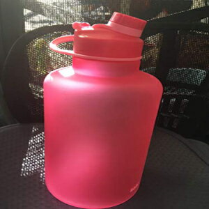 JDE 88 IX TRITAN {g sN JDE 88 OZ TRITAN Bottle Pink