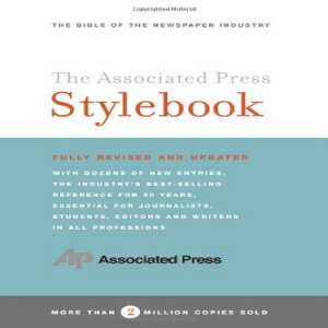 洋書 Paperback, The Associated Press Stylebook and Briefing on Media Law