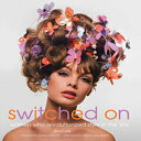 洋書 Weldon Owen Hardcover, Switched On: Women Who Revolutionized Style in the 60's(3)