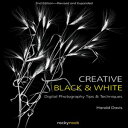 洋書 Paperback, Creative Black and White: Digi