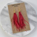 長さ5インチの金メッキイヤワイヤーのダークレッドオーストリッチフェザーピアス Libby & Smee Dark Red Ostrich Feather Earrings on Gold-Plated Ear Wires 5 inches long