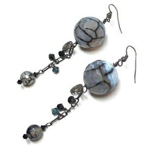 ブルーデニムクラックルファセット瑪瑙酸化スターリングシルバーチェーンピアス Meredithbead Blue Denim Crackle Faceted Agate Oxidized Sterling Silver Chain Earrings