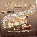 Lindt LINDOR ファッジ スワール ミルク チョコレート トリュフ、滑らかでとろけるトリュフ センターのミルク チョコレート キャンディ、5.1 オンス バッグ(6個入り) Lindt LINDOR Fudge Swirl Milk Chocolate Truffles, Milk Chocolate Candy with