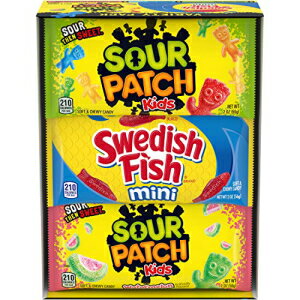 SOUR PATCH KIDS & SWEDISH FISH ソフト＆チューイー キャンディ バラエティパック ハロウィン キャンディ スナック 18 パック SOUR PATCH KIDS & SWEDISH FISH Soft & Chewy Candy Variety Pack, Halloween Candy, 18 Snack Packs