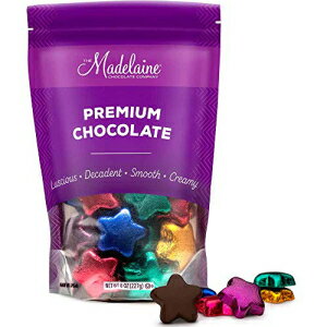 マデレーヌ チョコレート ソリッド プレミアム ダーク チョコレート スターを、アソートカラーのイタリアンホイルで包みました。- 1/2ポンド Madelaine Chocolates Solid Premium Dark Chocolate Stars, Wrapped In Italian Foil In Assorted Colors.