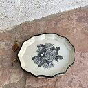 N[~[Ȕƍ̃õOfBbVA̔SyA[gWG[gC Creamy White and Black Roses Ring Dish, Handmade Clay Art Pottery Jewelry Tray