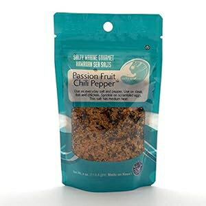 ソルティワヒネグルメハワイアンシーソルト、パッションフルーツチリペッパー、4オンスパケット Salty Wahine Gourmet Hawaiian Sea Salts, Passion Fruit Chili Pepper, 4 Oz Packet