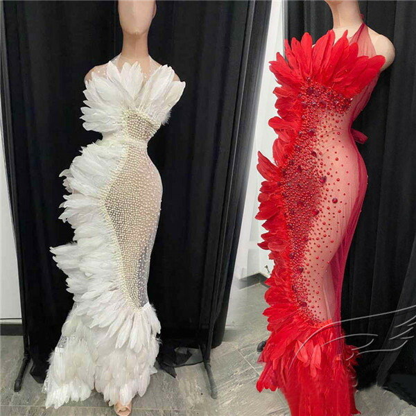 オフショアオフドレス セクシードレス 女性ステージフェザーソリッド カラー 羽 ラインストーン イブニ..