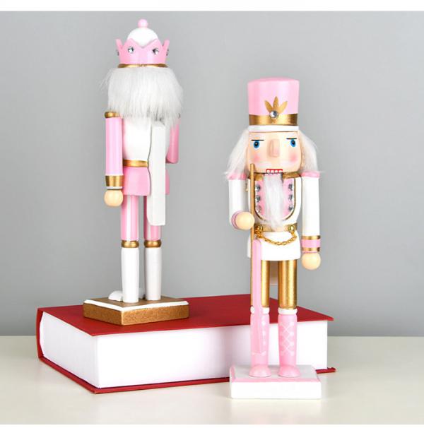木製 くるみ割り人形 木工品 25cm 手作り マカロンカラー 兵士 おもちゃ 置き物 インテリアオブジェ ウマ 北欧雑貨 ドイツ兵士人形 贈り物 クリスマス ハロウィン かわいい 洋風 誕生日 キッズ 子供部屋装飾