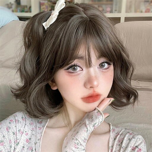 フルウィッグ ショート レディース ハロウィン ふんわり前髪 前髪あり 原宿風 かつら ぱっつん前髪 コスプレ 可愛い 大人用 イベント 学園祭 文化祭 変装 フルウィッグ ショート レディース ハロウィン ふんわり前髪 前髪あり 原宿風 かつら ぱっつん前髪 コスプレ 可愛い 大人用 イベント 学園祭 文化祭 変装