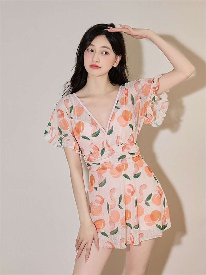 ワンピース水着 桃柄 ぽっちゃり 4L 5L 6L 水着 大きいサイズ 体型カバー 服みたいな 韓国風 露出控えめ 可愛い Vネック おしゃれ ショートパンツ ビーチ プール 夏 リゾート オールインワン オトナ女子 温泉 セクシー 大人 ママ水着