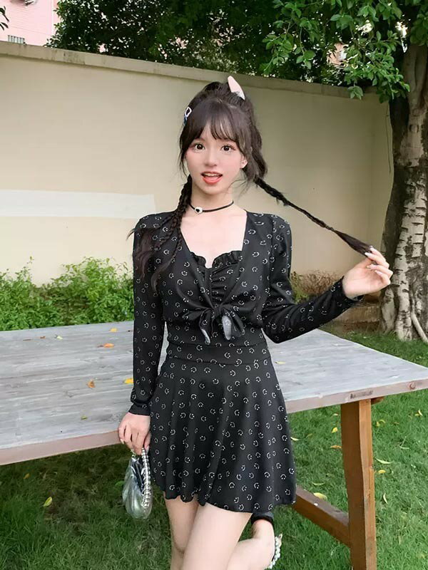 ワンピース水着 服みたいな 水着 2点セット 長袖 リボン ワイヤーなし パッド付 レディース 着?せ シンプル 写真映え 撮影用 海 夏 サマー プール リゾート かわいい オシャレ 旅行 温泉 大人 女性用 ジュニア 学生 女の子 ブラック