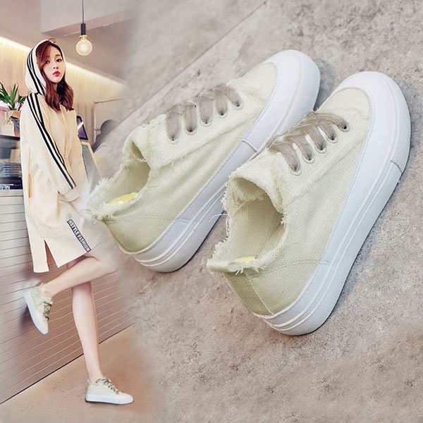 スニーカー 厚底 レディース スリッポン 靴 無地 春秋 軽量 歩きやすい カジュアル 白 ホワイト 黒 ブ..