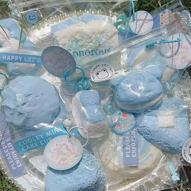 福袋 スクイーズ めろじょいもちもちスクイーズ ケーキおもちゃ おもちゃ スクイーズ玩具 肉球スクイーズ 7点セット/6点セット 猫 ケーキ 肉球スクイーズ スクイーズボール ストレス解消 子供 大人兼用スクイーズ かわいい グッズ 誕生日 ギフト gluck-g-10014429 ギュリック サンプル画像2
