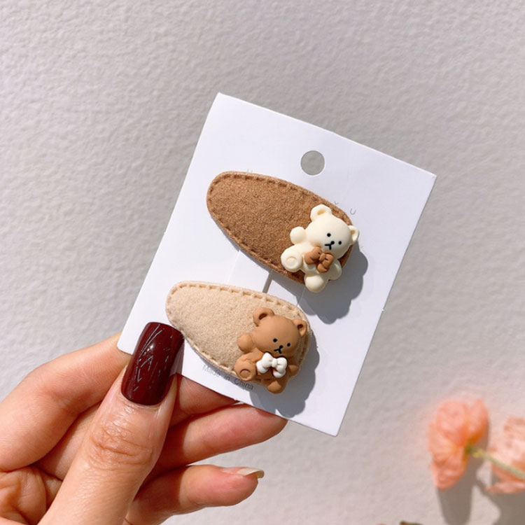 くまがかわいい小さなパッチンピン ヘアアクセ ヘアーピン ベビー キッズ 可愛い ヘアピン パッチン留め パッチンピン 子ども 赤ちゃん 前髪 ヘアアクセサリー クマ 髪飾り お出かけ プレゼント 送料無料 花 お誕生日 モチーフ 髪留め あかちゃん 柔らかい 公式ショップ