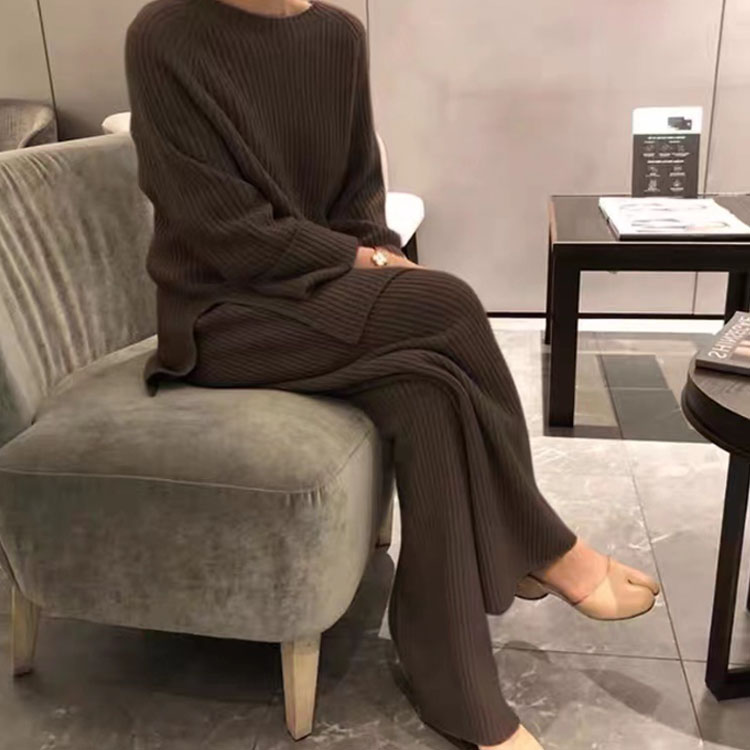 通勤 ニット 韓国ファッション プルオーバー セットアップ レディース セーター ワイドパンツ カジュアル 長袖 ゆったり リブニット セットアップ サイドスリット ニットセーター パンツスーツ OL 体型カバー 無地 上下セット おしゃれ 秋 冬 春
