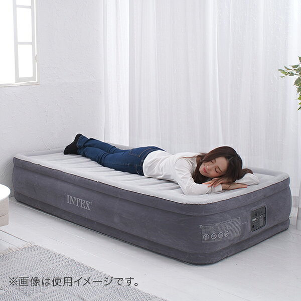 CampHolicの＼お盆も休まず配送／ 【正規販売店】 インテックス INTEX エアーベッド シングル 電動 67765 ツインコンフォートプラッシュ 屋内用 高さ 33cm おすすめ エアー ベッド 持ち運び コンパクト 極厚 エアーマットレス エアマットレス 寝具 来客 来客用 父の日｜アングル2