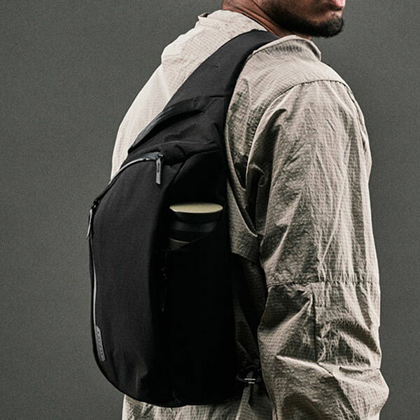 ＼店内、マラソンSALE開催中／ アルパカ ALPAKA スリング/ショルダー バッグ METRO CROSSBODY ボディバッグ コンパクトショルダー 斜め掛けバッグ タブレット収納 軽量 通勤 通学 旅行 街歩きミニマル シンプルデザイン glv-p5-10049772 CampHolic サンプル画像2