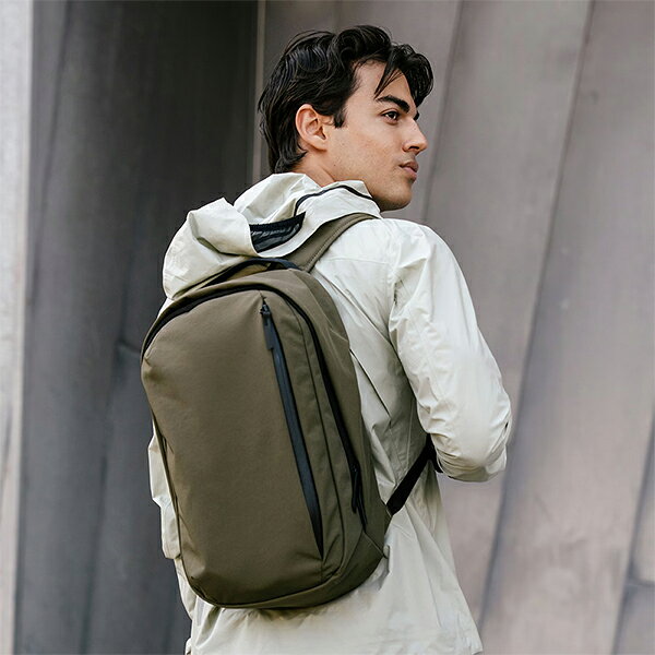 アルパカ ALPAKA METRO BACKPACK AXOFLUX 400D 12L バックパック リュック A4 14インチ PC収納 トラベル 通勤 通学 ビジネスカジュアル 普段使い デイリーユース メンズ レディース 男女兼用 glv-10114157 GULLIVER Online Shopping サンプル画像3