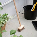 イギリス製 Hillbrush ヒルブラシ ドライ用 ハード デッキブラシ D94 Traditional Line トラディショナル 木製 植物・合成繊維混合...