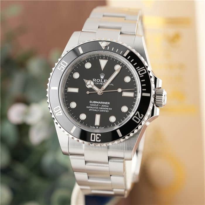 ロレックス サブマリーナー41 124060 保証書2023年 ランダムシリアル ROLEX 中古メ...