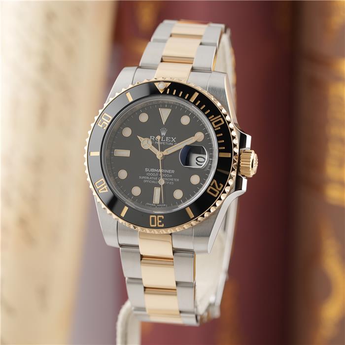 ロレックス サブマリーナーデイト 116613LN 保証書2019年 付属品完品 ランダムシリ...