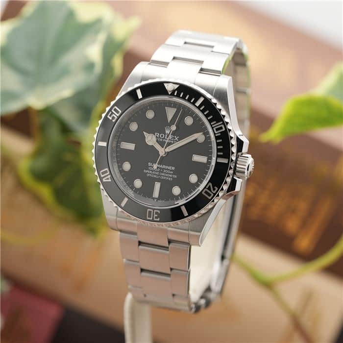 ロレックス サブマリーナー41 124060 