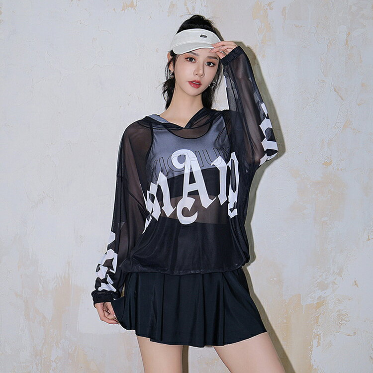 ぽっちゃり 水着 レディース 黒 高校生 水着 大きいサイズ スポーティー フィットネス水着 セパレート 体型カバー 3点セット 長袖 ラッシュガード フード付き 透け感 日焼け対策 スカート スポーツブラ ママ水着 ビーチ 海水浴 温泉 プール リゾート 10代 20代 30代 40代