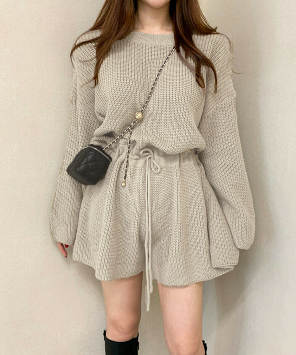 ニットオールインワン レディース長袖秋冬 韓国風 ショート丈 ニットロンパース 大人可愛い ボリューム..