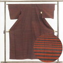 【中古】紬 リサイクル着物 身丈155cm 裄62cm 前幅22.5cm 後幅28cm 袖丈48cm 正絹(シルク) レディース 袷仕立 縞 秋冬春用 赤地 裄...