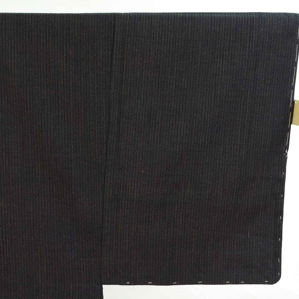 【中古】男物羽織 リサイクル着物 羽織丈100cm 裄68cm 袖丈51cm 袖幅34cm メンズ 袷 縞 裄長 裄Lサイズ 秋冬春用 正絹（シルク）ブラウン 未使用品 リメイク リユース