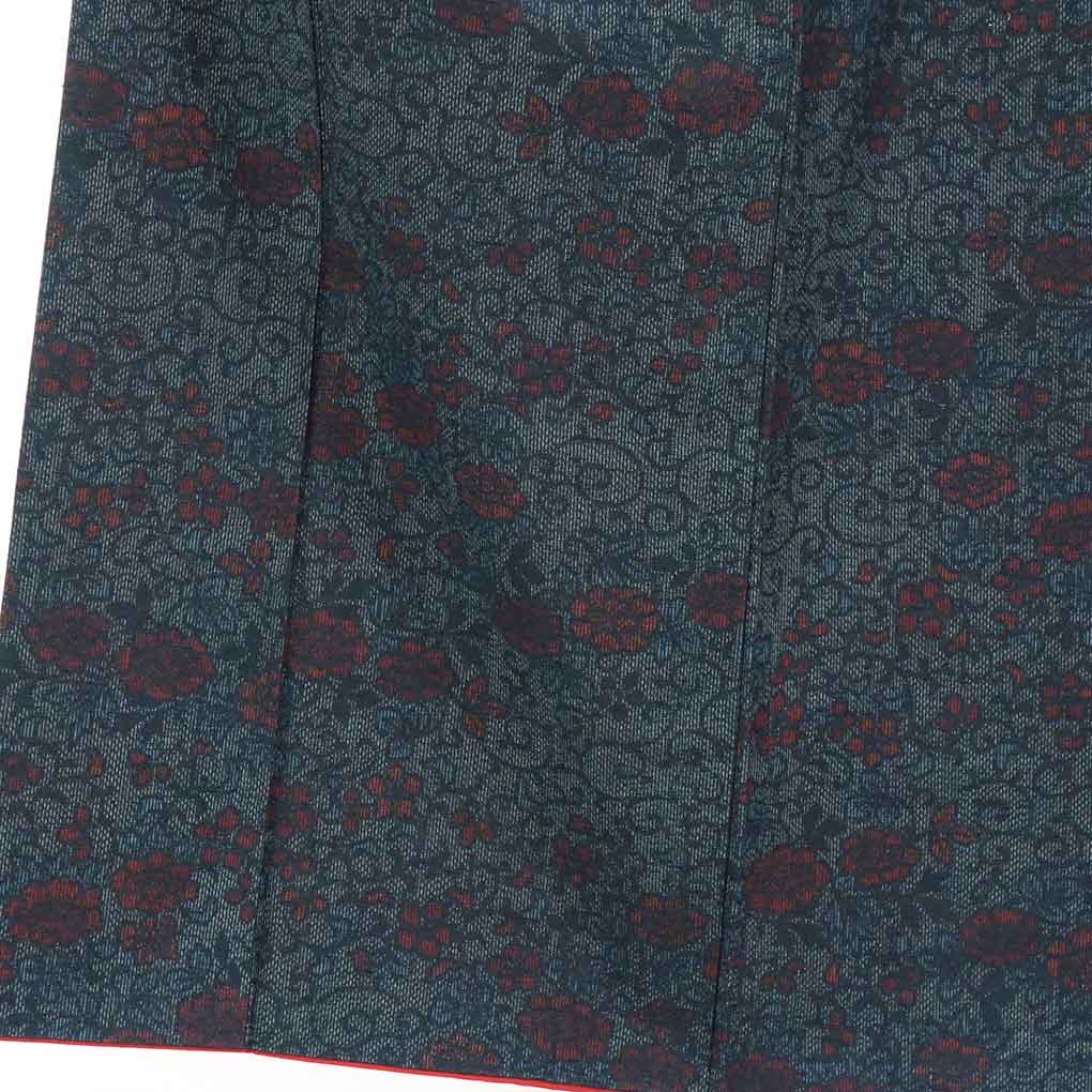 【中古】紬 リサイクル着物 身丈156cm 裄65cm 前幅25cm 後幅30cm 袖丈49cm 正絹（シルク） レディース 袷仕立 秋冬春用 黒地 裄Mサイズ 美品 リユース