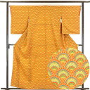 【中古】小紋 リサイクル着物 身丈161cm 裄65cm 前幅24cm 後幅29cm 袖丈55cm 正絹(シルク) レディース 袷仕立 秋冬春用 オレンジ地 裄...