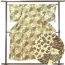 【中古】小紋 リサイクル着物 身丈153cm 裄63cm 前幅22cm 後幅28cm 袖丈49cm 正絹(シルク) レディース 袷仕立 秋冬春用 黄色地 裄Mサ...