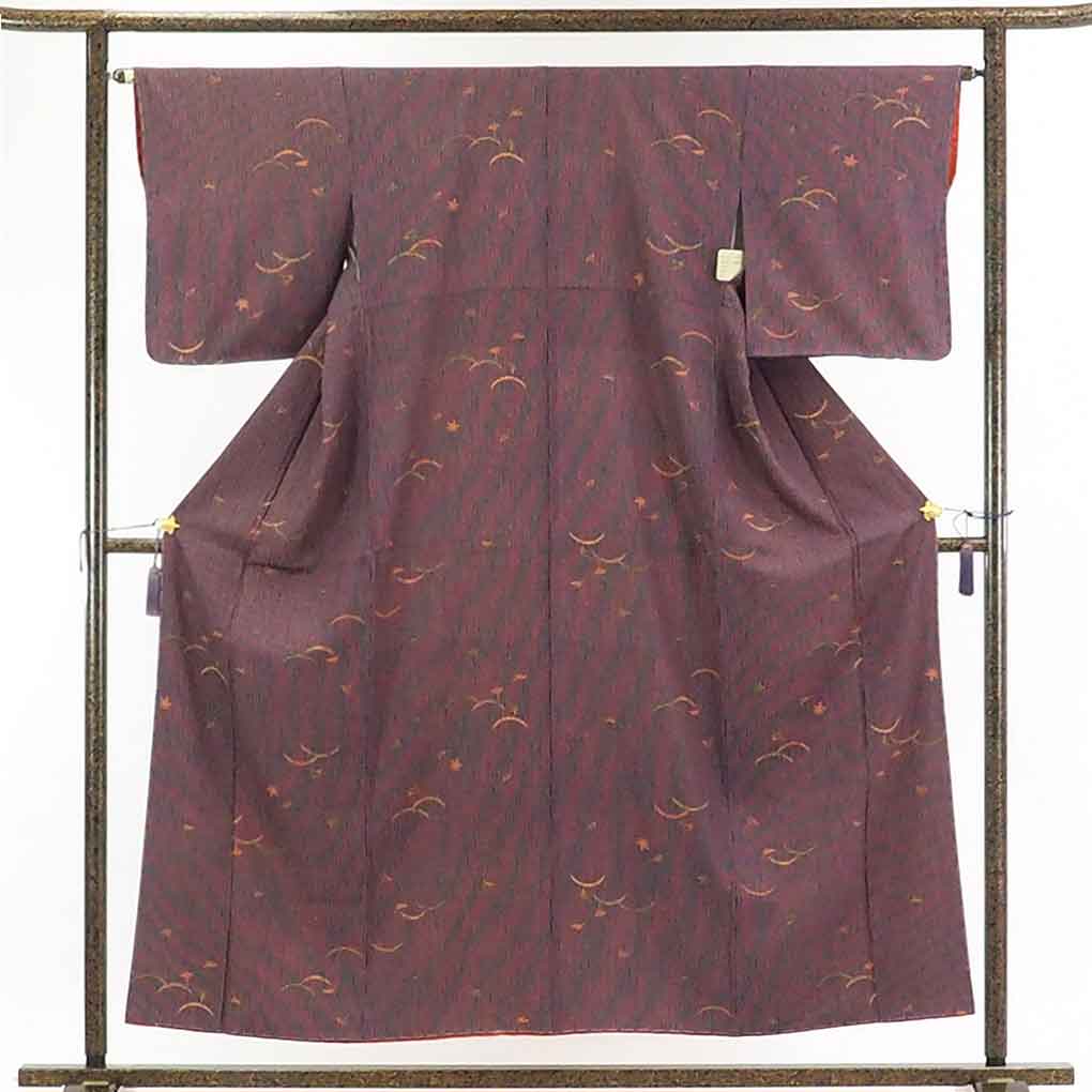 【中古】小紋 リサイクル着物 身丈155cm 裄64cm 前幅22.5cm 後幅30cm 袖丈48cm 正絹(シルク) レディース 袷仕立 雪輪 秋冬春用 紺地 裄Mサイズ 未使用品 リユース