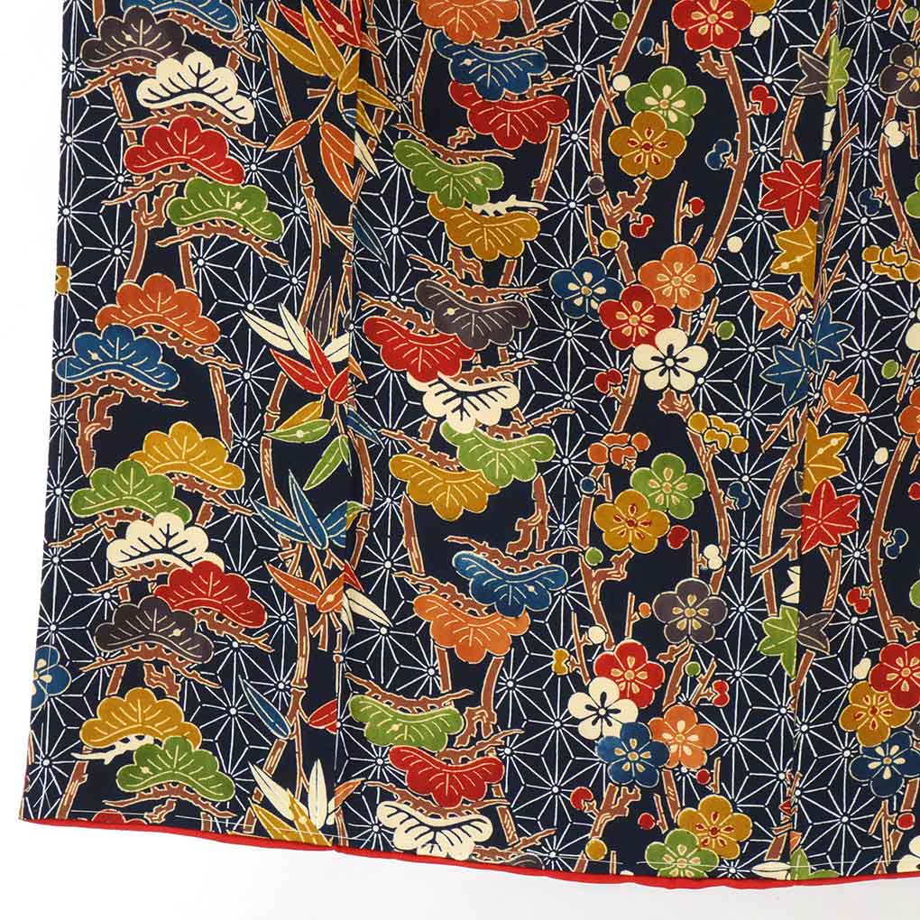 【中古】リサイクル着物 小紋 ／ 正絹紺地松竹梅柄袷小紋着物未使用品 レディース 秋冬春用 シルク ネイビー 裄Sサイズ【あす楽】身丈155cm 裄62cm 前幅23cm 後幅28cm 袖丈48cm