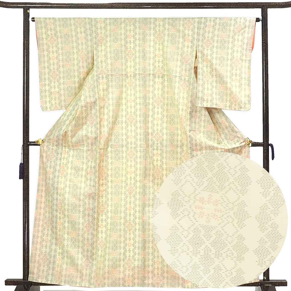 【中古】紬 リサイクル着物 身丈163cm 裄65cm 前幅22.5cm 後幅30cm 袖丈57cm 袖幅32.5cm レディース 袷 裄Mサイズ 秋冬春用 正絹(シルク)黄色地 未使用品 リメイク リユース