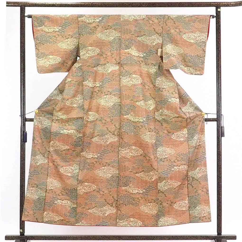 【中古】小紋 リサイクル着物 身丈155cm 裄63cm 前幅24cm 後幅30cm 袖丈45cm 正絹(シルク) レディース 袷仕立 秋冬春用 茶色 裄Mサイズ 美品 リユース