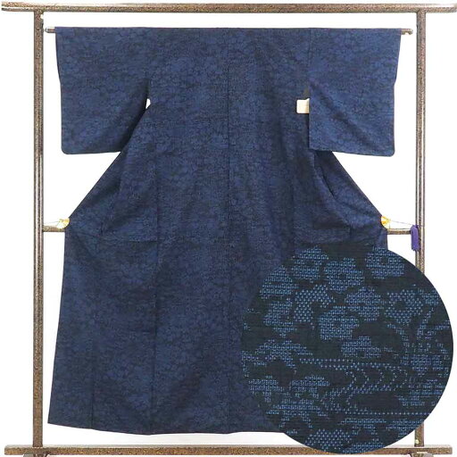 【中古】紬 リサイクル着物 身丈155cm 裄63cm 前幅23cm 後幅28.5cm 袖丈49cm 正絹(シルク) レディース 袷仕立 秋冬春用 紺地 裄Mサイズ 美品 リユース 【中古】紬 リサイクル着物 身丈155cm 裄63cm 前幅23cm 後幅28.5cm 袖丈49cm 正絹(シルク) レディース 袷仕立 秋冬春用 紺地 裄Mサイズ 美品 リユース