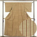 【中古】紬 リサイクル着物 身丈158cm 裄62cm 前幅22.5cm 後幅28cm 袖丈47cm 正絹(シルク) レディース 袷仕立 縞 秋冬春用 茶色 裄...