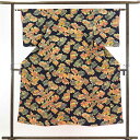 【中古】小紋 リサイクル着物 身丈147cm 裄60cm 前幅23cm 後幅28cm 袖丈49cm 正絹(シルク) レディース 袷仕立 秋冬春用 紺地 裄SSサ...