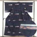 【中古】紬 リサイクル着物 身丈159cm 裄64cm 前幅24cm 後幅29cm 袖丈49cm 正絹(シルク) レディース 袷仕立 秋冬春用 紺地 裄Mサイズ...